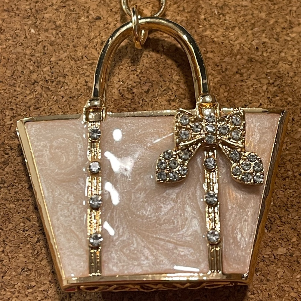 Elegant Pearl White (Cream) & bow Enameled Purse or Bag Charm Keychain